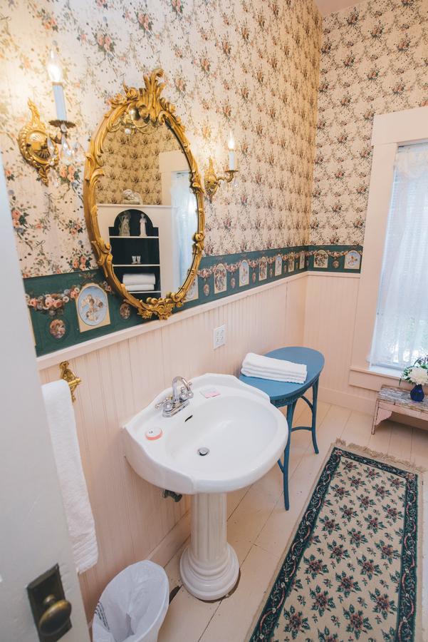 Old Caledonian Bed & Breakfast Eksteriør bilde