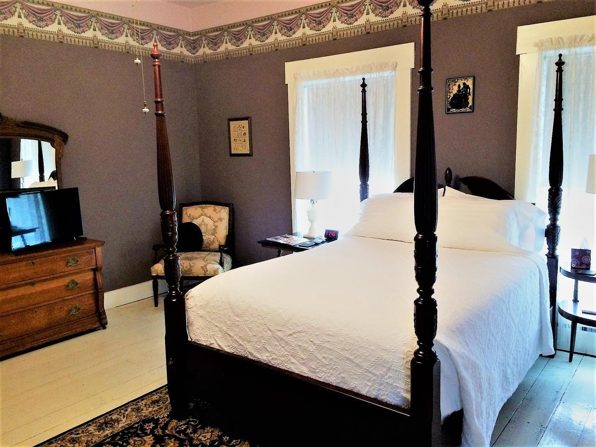 Old Caledonian Bed & Breakfast Eksteriør bilde
